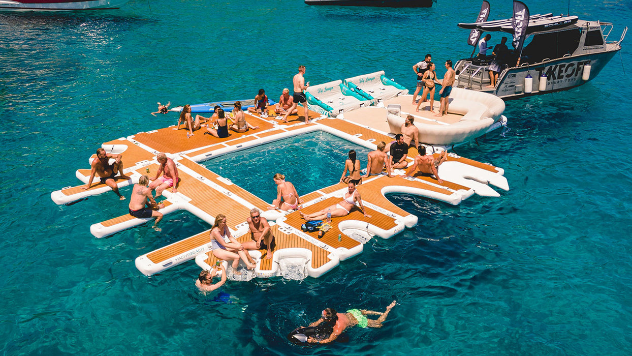 YachtBeach Luxury Sea Pool 20' X 13'5"