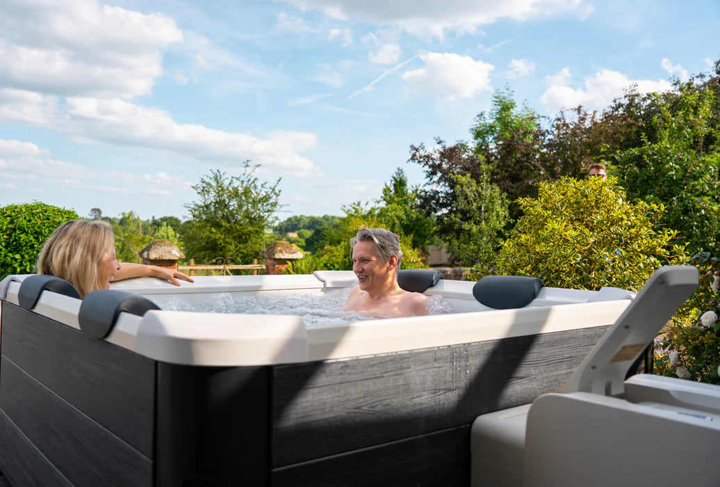 MSPA, OSLO, FRAME SERIES, Fixed Body, Movable, Hot Tub & Spa, Wi-Fi, App Controlled, Jets & Bubble System – 6 Person